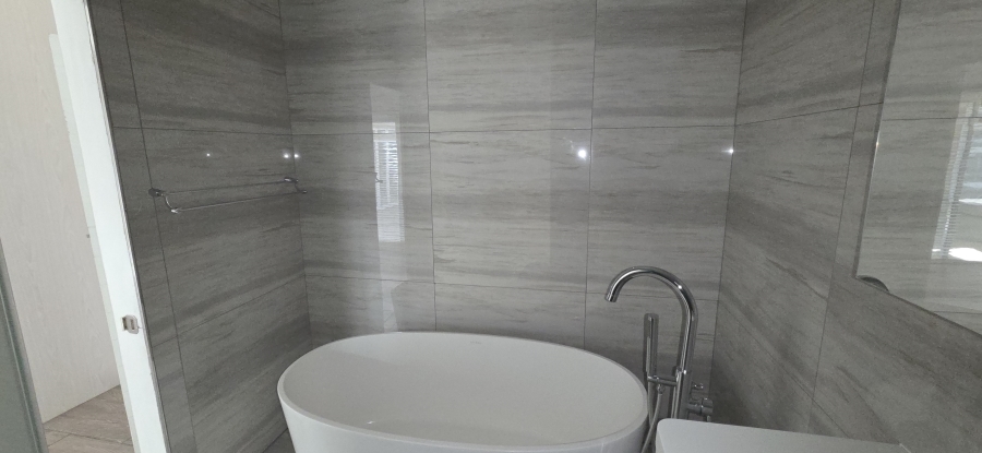 4 Bedroom Property for Sale in Minerva Gardens Northern Cape
